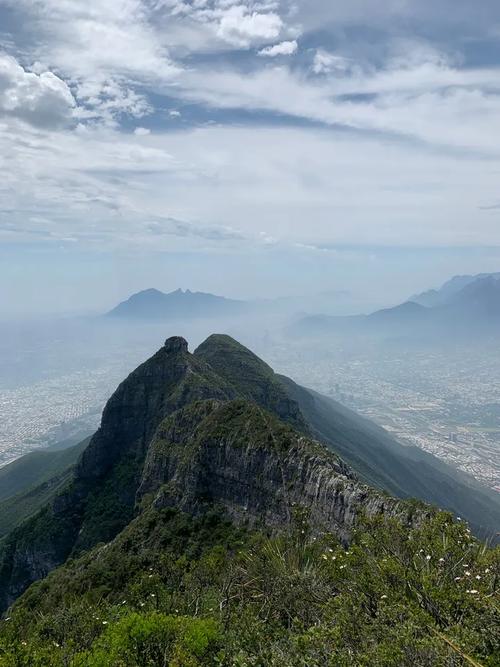 Pico Perico: desniveles y escaladas fuertes