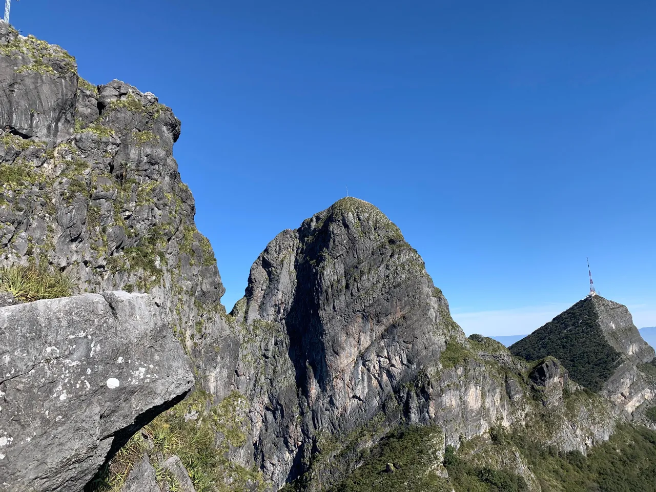 Pico Sur y Loma de la Virgen: la ruta más técnica del Cerro de la Silla